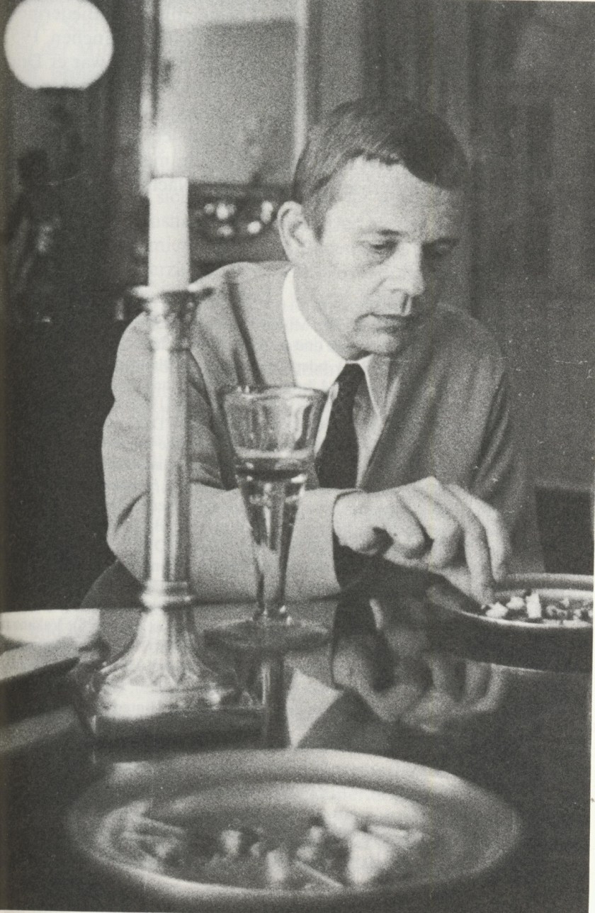 Hacks Peter photo ready